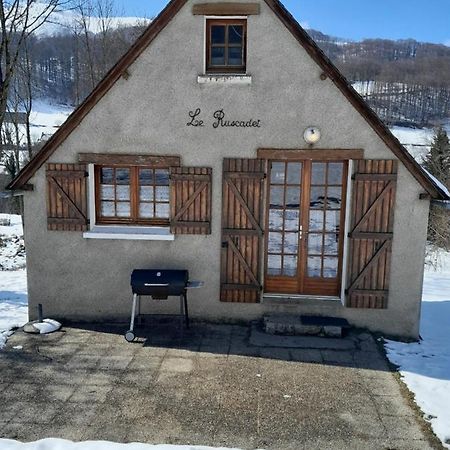 Burguet Villa กอมปอง ภายนอก รูปภาพ
